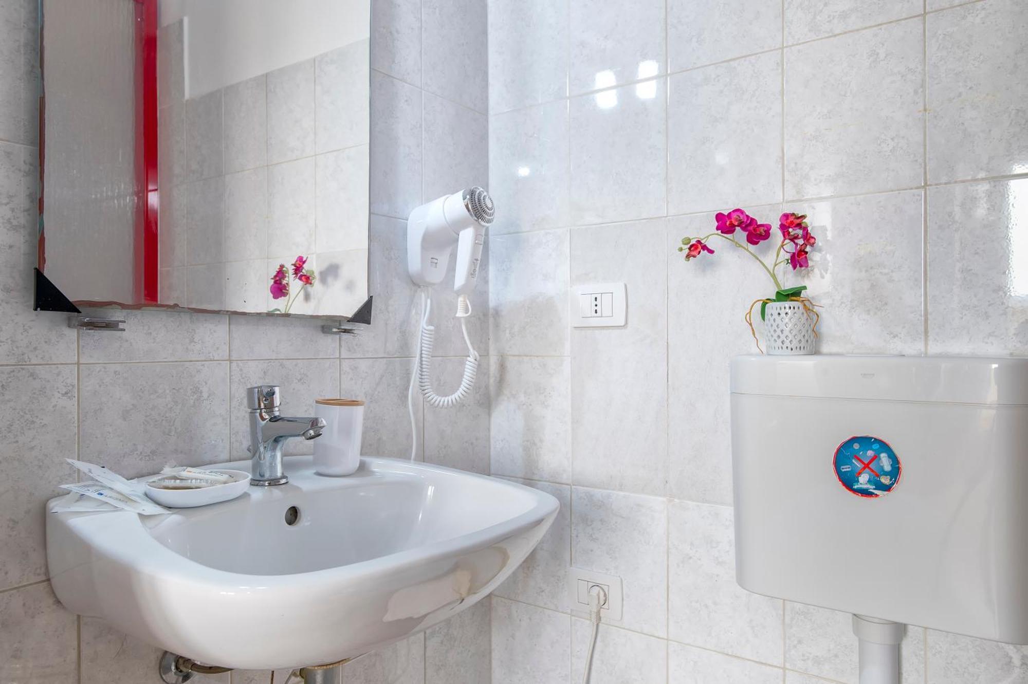 Oasis Guest House Alghero Esterno foto