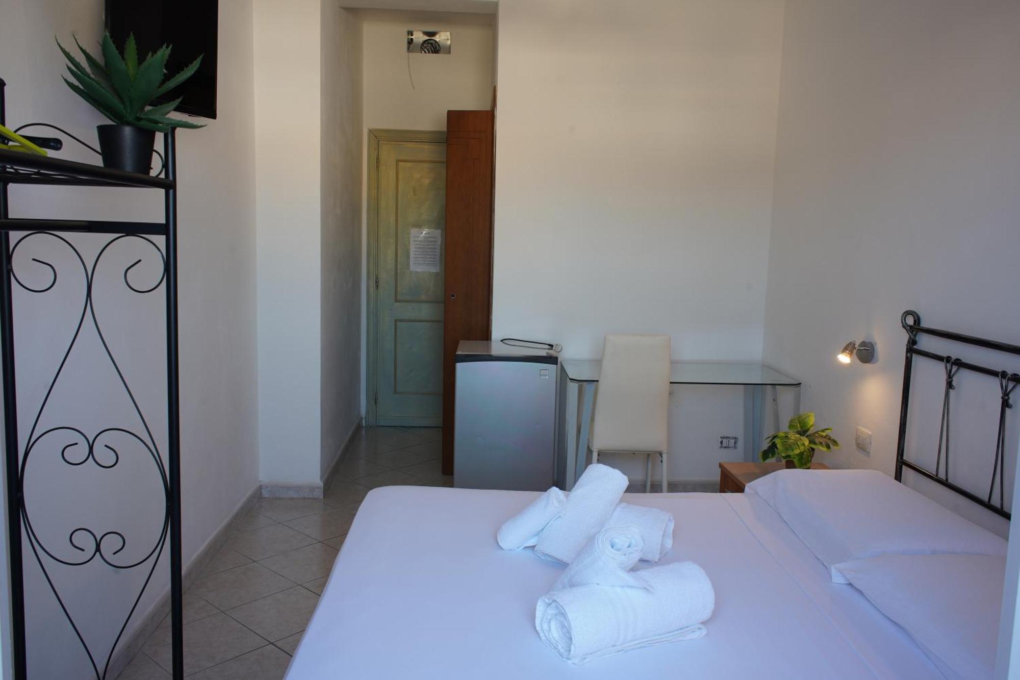 Oasis Guest House Alghero Esterno foto