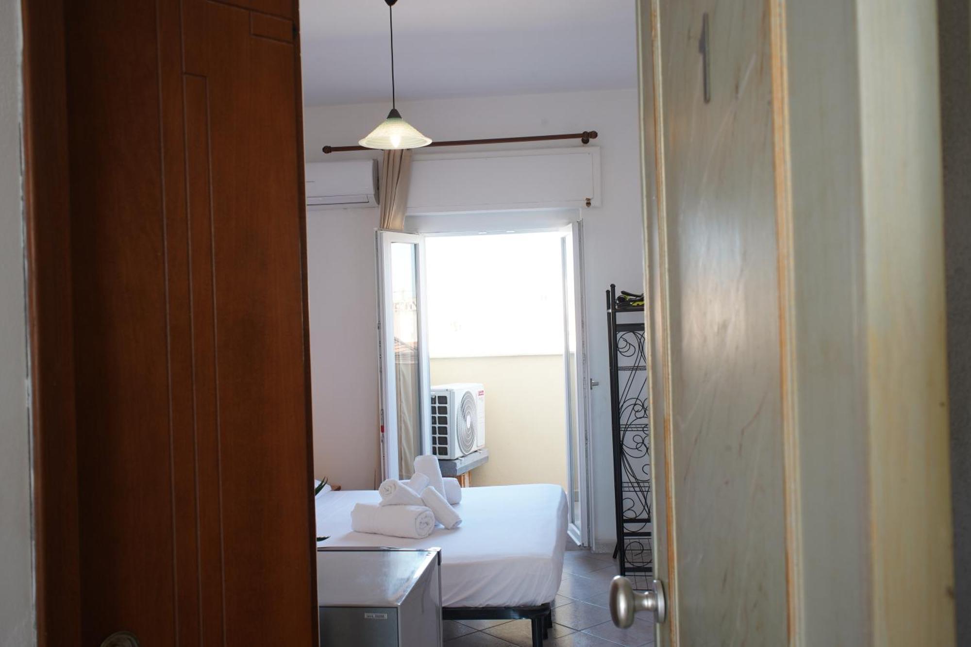 Oasis Guest House Alghero Esterno foto