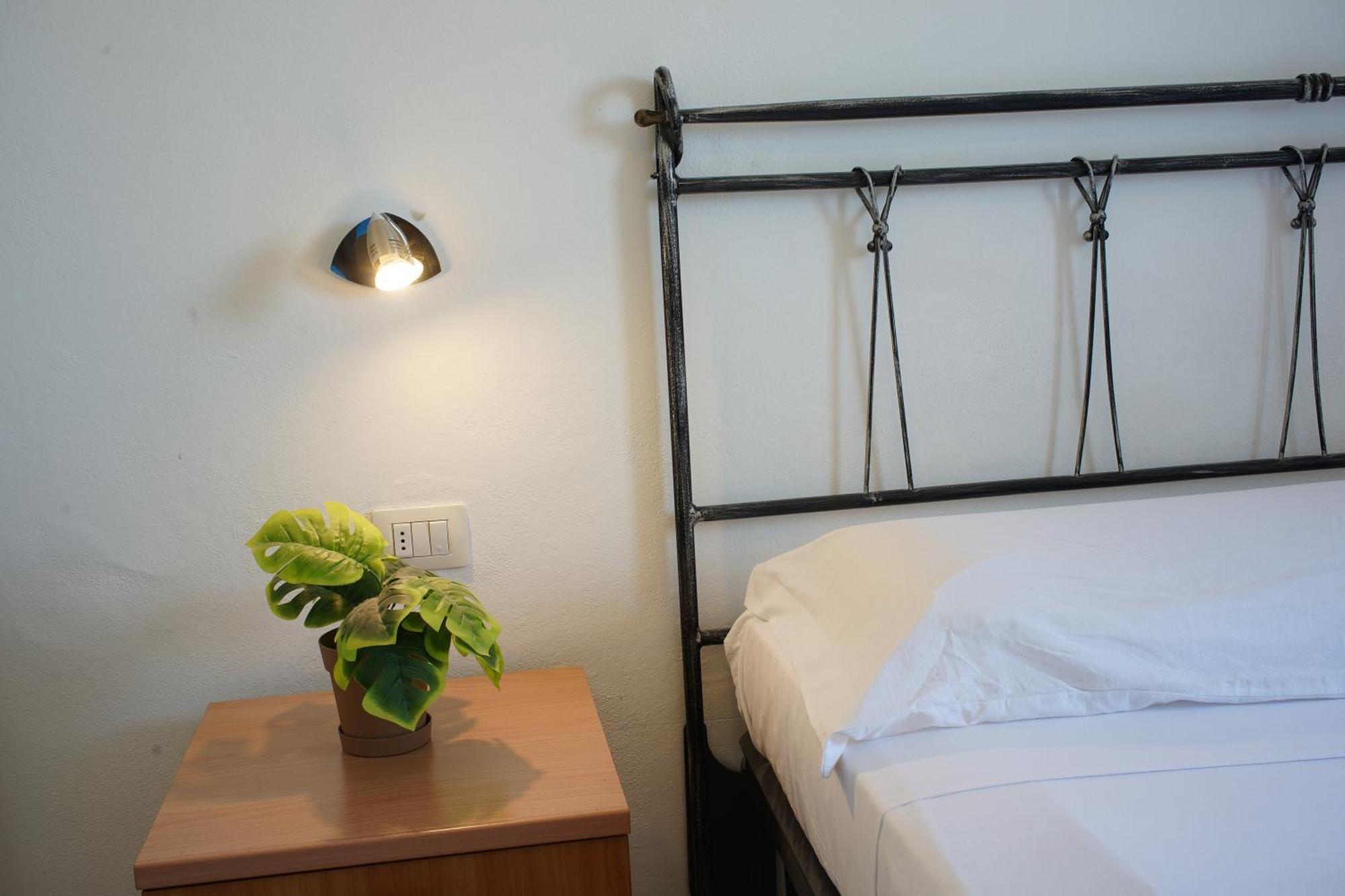Oasis Guest House Alghero Esterno foto
