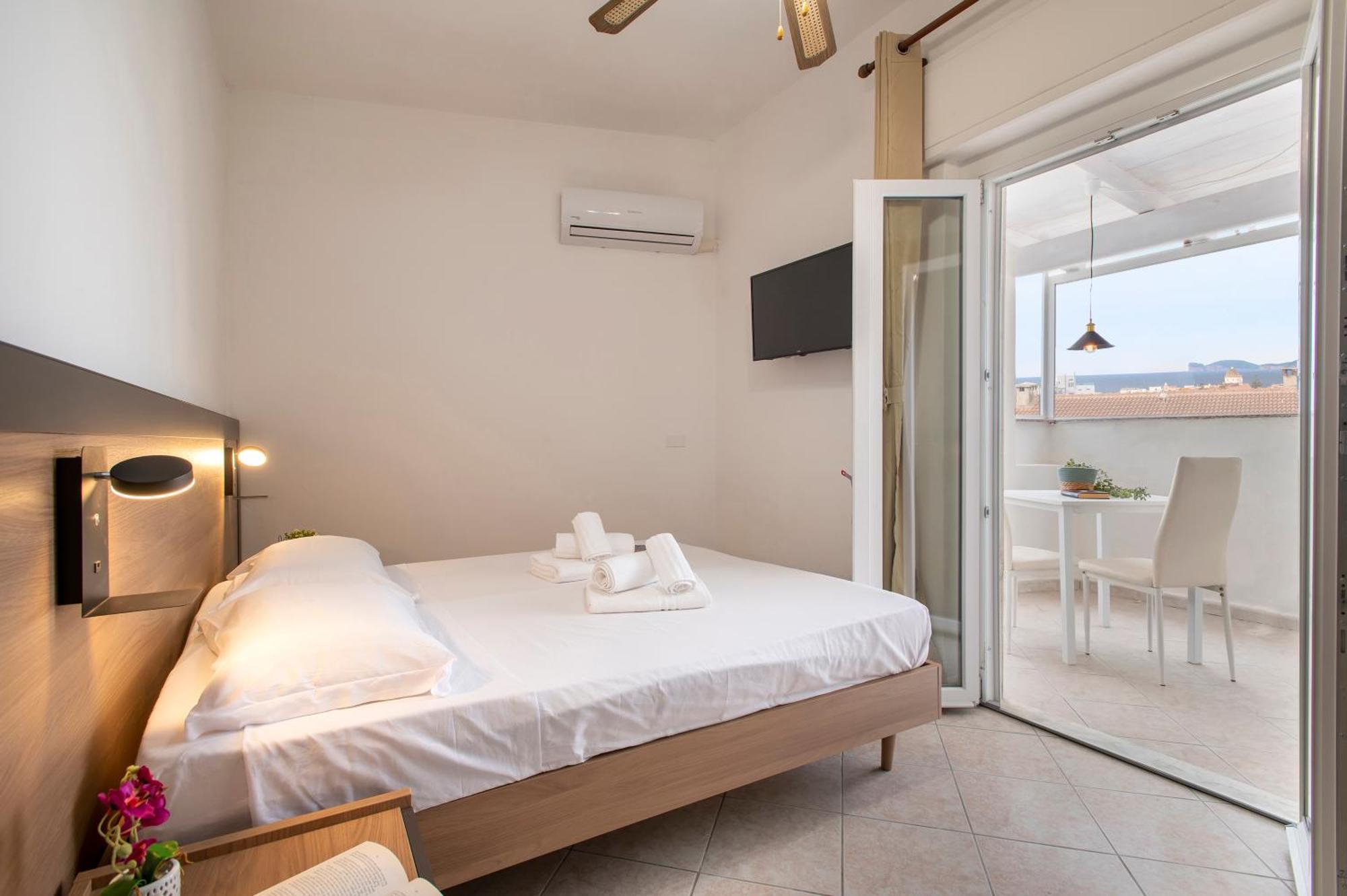 Oasis Guest House Alghero Esterno foto