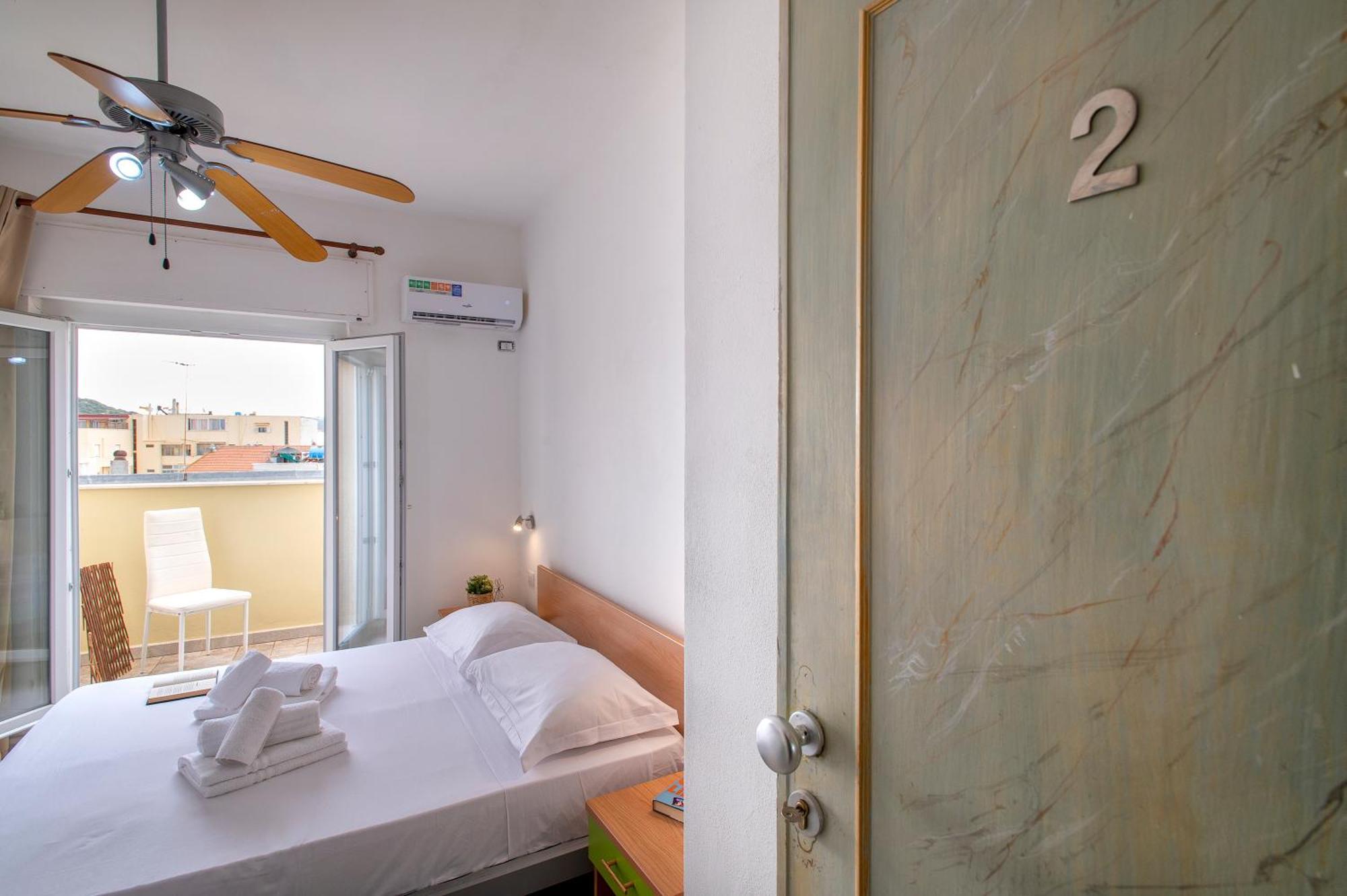 Oasis Guest House Alghero Esterno foto