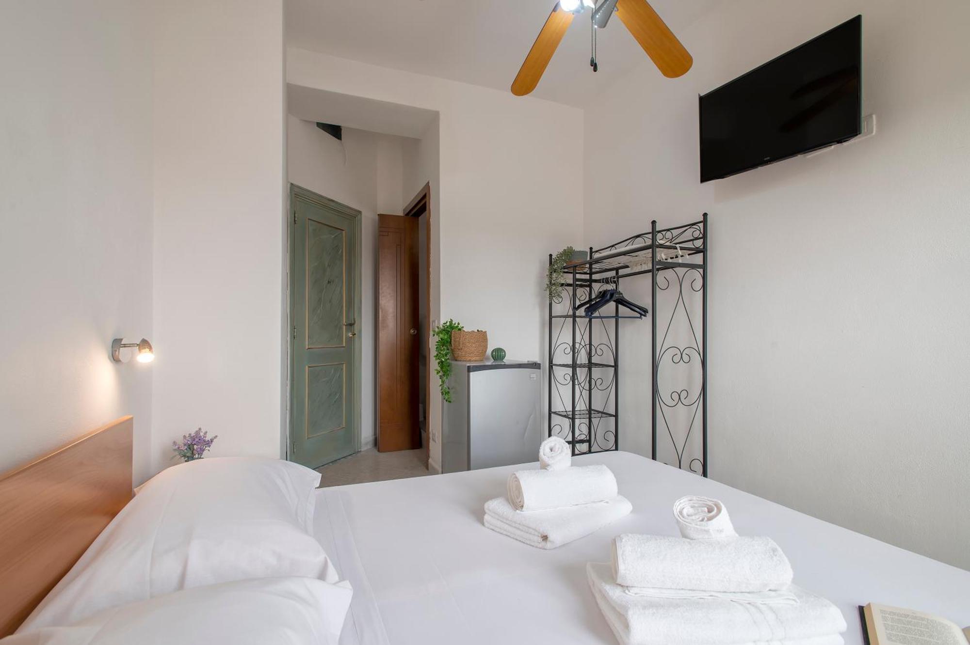 Oasis Guest House Alghero Esterno foto