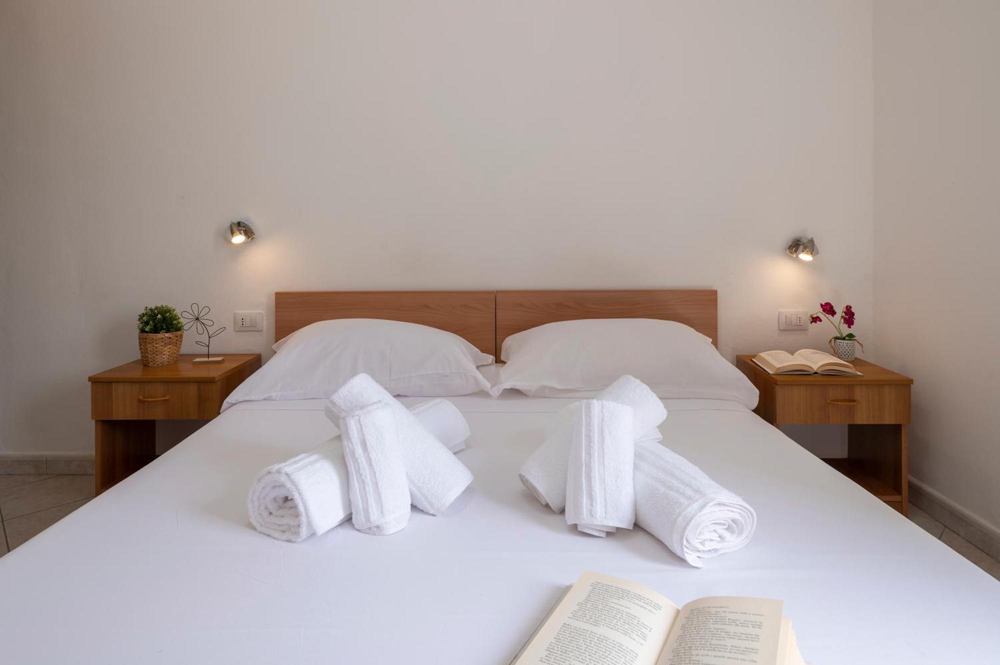 Oasis Guest House Alghero Esterno foto