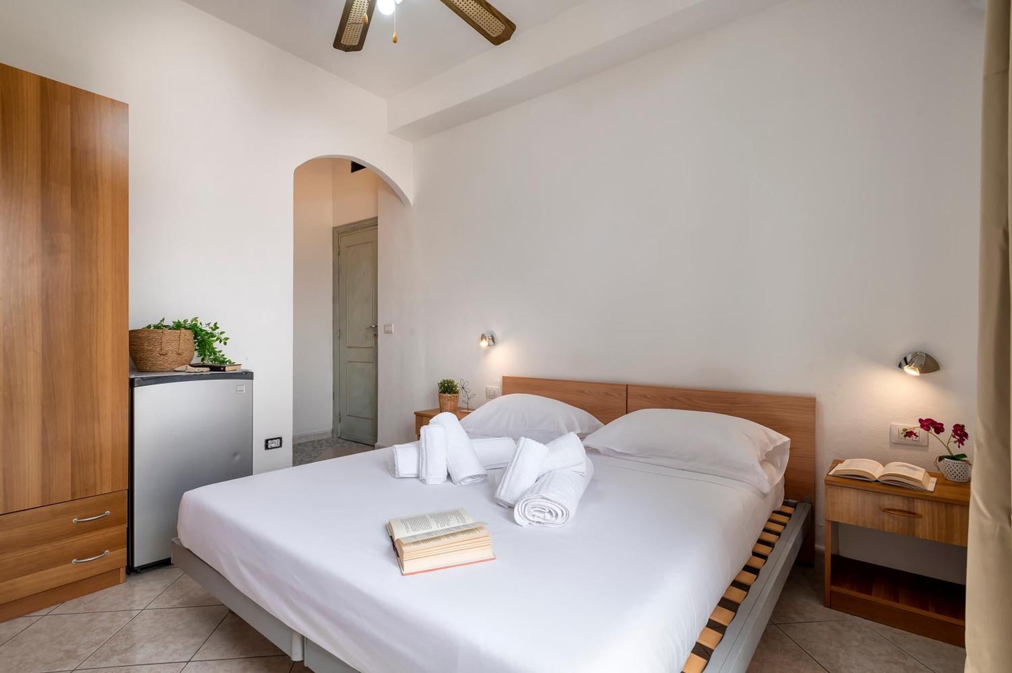 Oasis Guest House Alghero Esterno foto